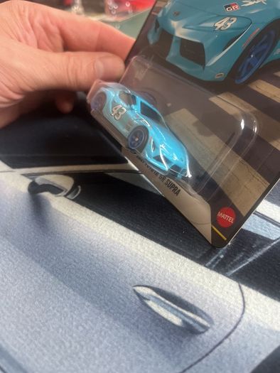Hot wheels Premium #155 2021 Toyota Supra GR