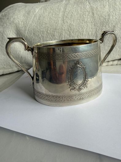 Vintage Walker & Hall Sheffield Silver-Plated 3-Piece Tea Set (Model 1659)