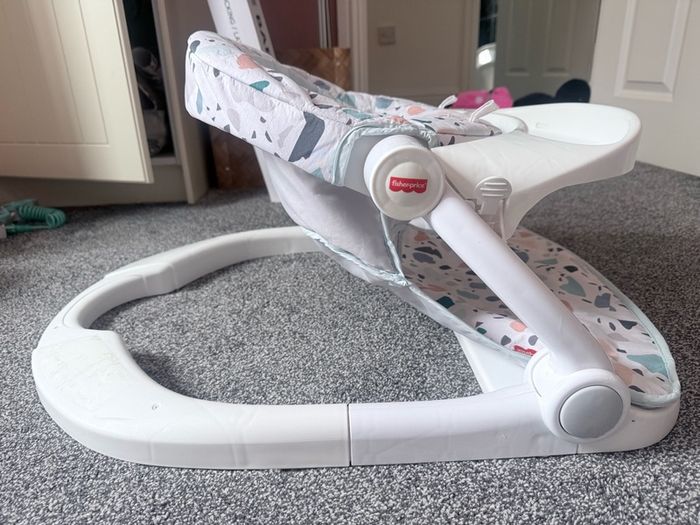Fisher-Price Portable Baby Chair with Tray