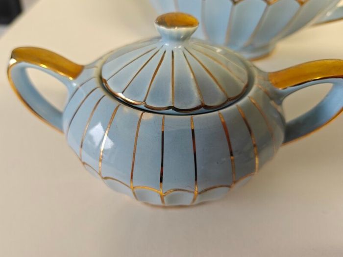 Elegant Vintage Sadler Baby Blue Tea Set