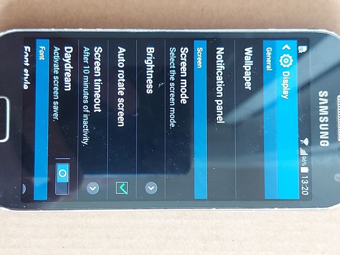 Samsung Galaxy S4 mini, 8gb, Model GT-I9195, in excellent cosmetic and working condition