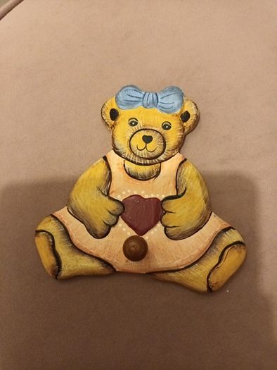 Wooden Teddy lightweight wall hook