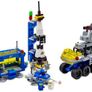 LEGO Space Micro Rocket Launchpad (40712) Image 2