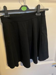 Bershka Black Skirt BNWT - M - post included