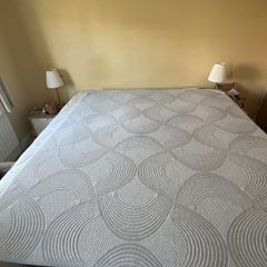 Bed mattress topper