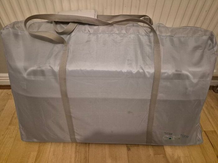 Tutti Cozee Lite co sleeper Crib