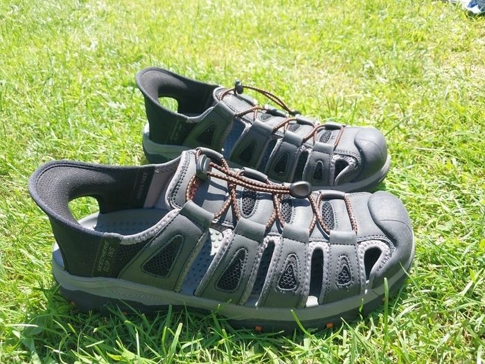 Sketchers 'Slip In' Sandels
