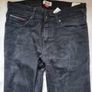Tommy hilfiger slim scanton Size 32/32 zip fly in good condition Image 3