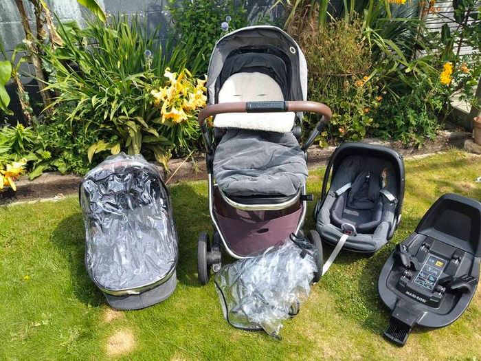 Maxi Cosi Adorra Luxe Travel System