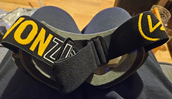 Vonzipper Snow Googles