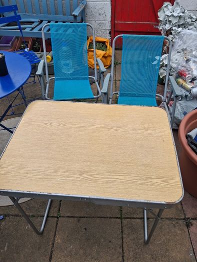 Camping table and chairs