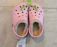 UK13, Brand-New Baya Lined Crocs