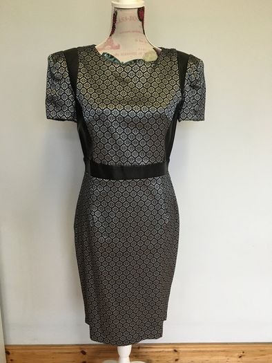 Paper dolls Dress