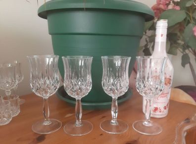 4 crystal wine glasses