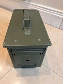 NATO Ammunition Box. Metal very good condition