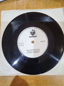 Kathy Durkin Its a Lovely Lovely World 7 inch Single