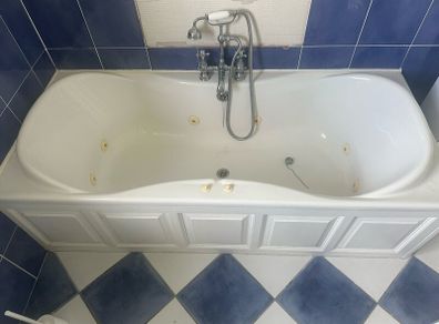 Jacuzzi and sink