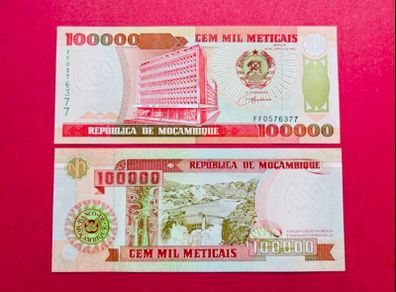Mozambique  100,000 Meticais  1993 ( Uncirculated )