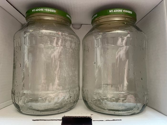 Glass jars 2.5 litres