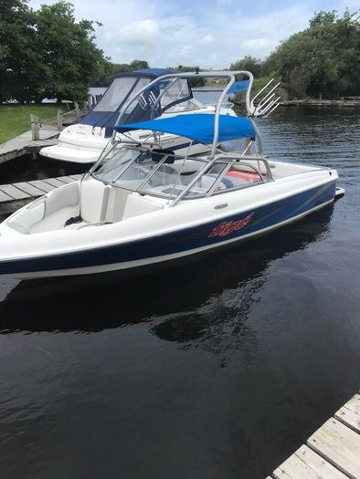 TIGE Switch Series Wake Boat