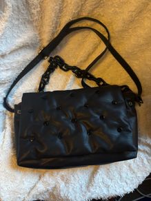 Black shoulder bag