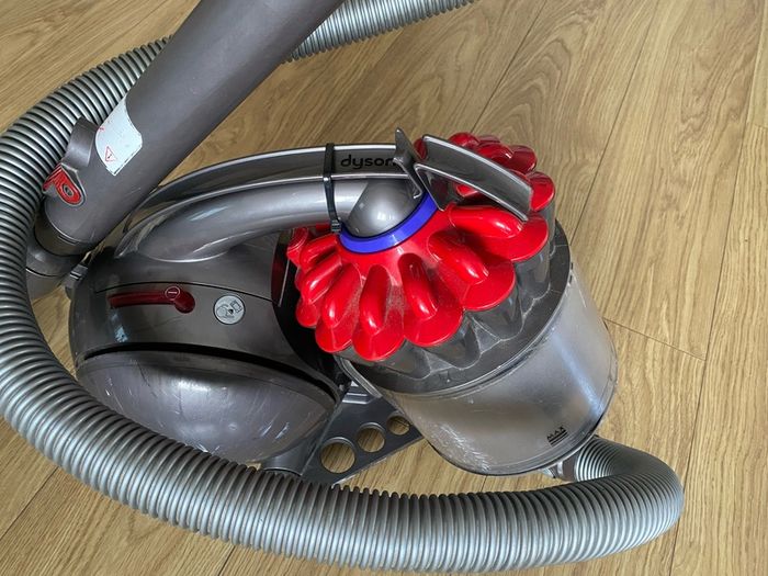Dyson hoover for parts
