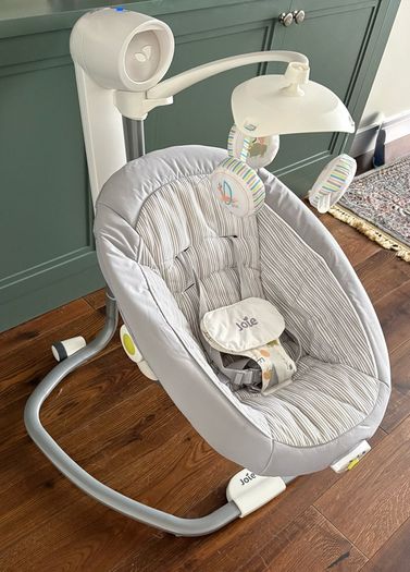 Joie Serina Swivel Swing