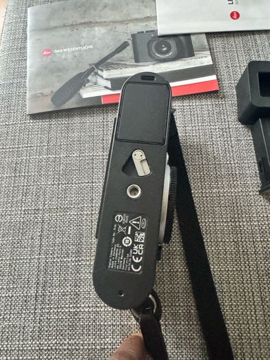 Leica M11