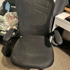 Desk chair