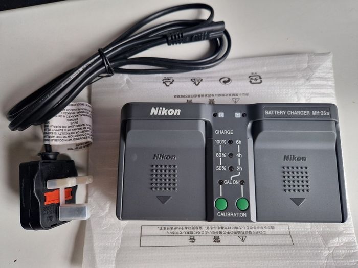 Nikon D4S D5 MH-26a Battery Charger for EN-EL18