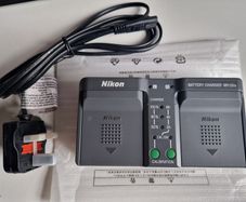 Nikon D4S D5 MH-26a Battery Charger for EN-EL18