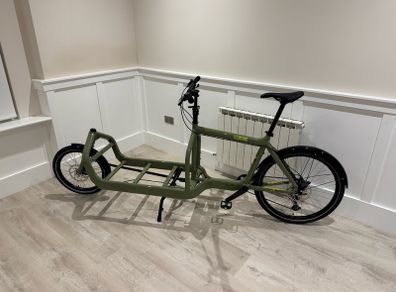 Larry vs Harry Bullitt Cargo Bike