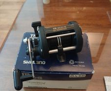 Shimano multiplier reel. Tr200-g.