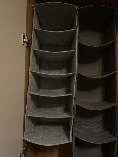 Closet hanging organizer