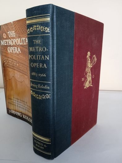 The Metropolitan Opera 1883-1966: A Candid History by Irving Kolodin (HQ898)