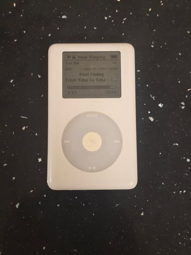 iPod 4th Gen Classic 20gb - A1059 (Free Post)