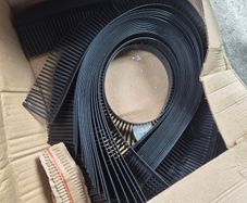 Eaves comb