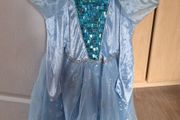 girl frozen dress