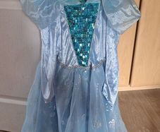 girl frozen dress