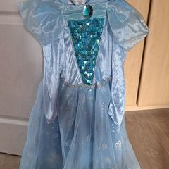 girl frozen dress