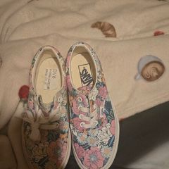 vans size 4