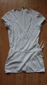 Dressing Gown by D&G  Size 8-10