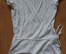 Dressing Gown by D&G  Size 8-10