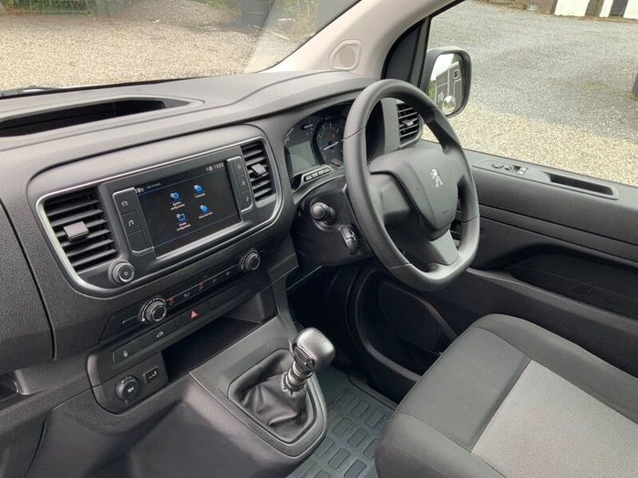 Peugeot Expert Premium plus ( 1 Year Warranty )