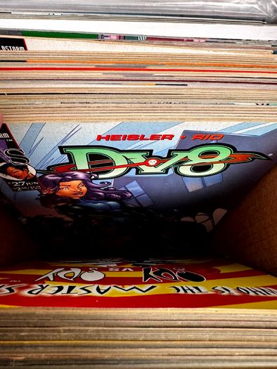 Indie Long Comic Box w 325 Comics for Sale