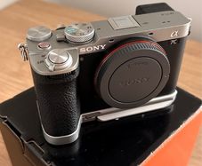 sony a7c II | silver | mint condition | only 9000 shutter count