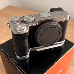 sony a7c II | silver | mint condition | only 9000 shutter count