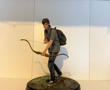 The Last Of Us Part 2 Ellie Figurine PlayStation Dark Horse