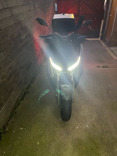 yamaha xmax 400 (no log book)