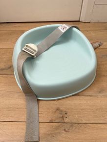 BabyBjorn booster seat for table, mint green